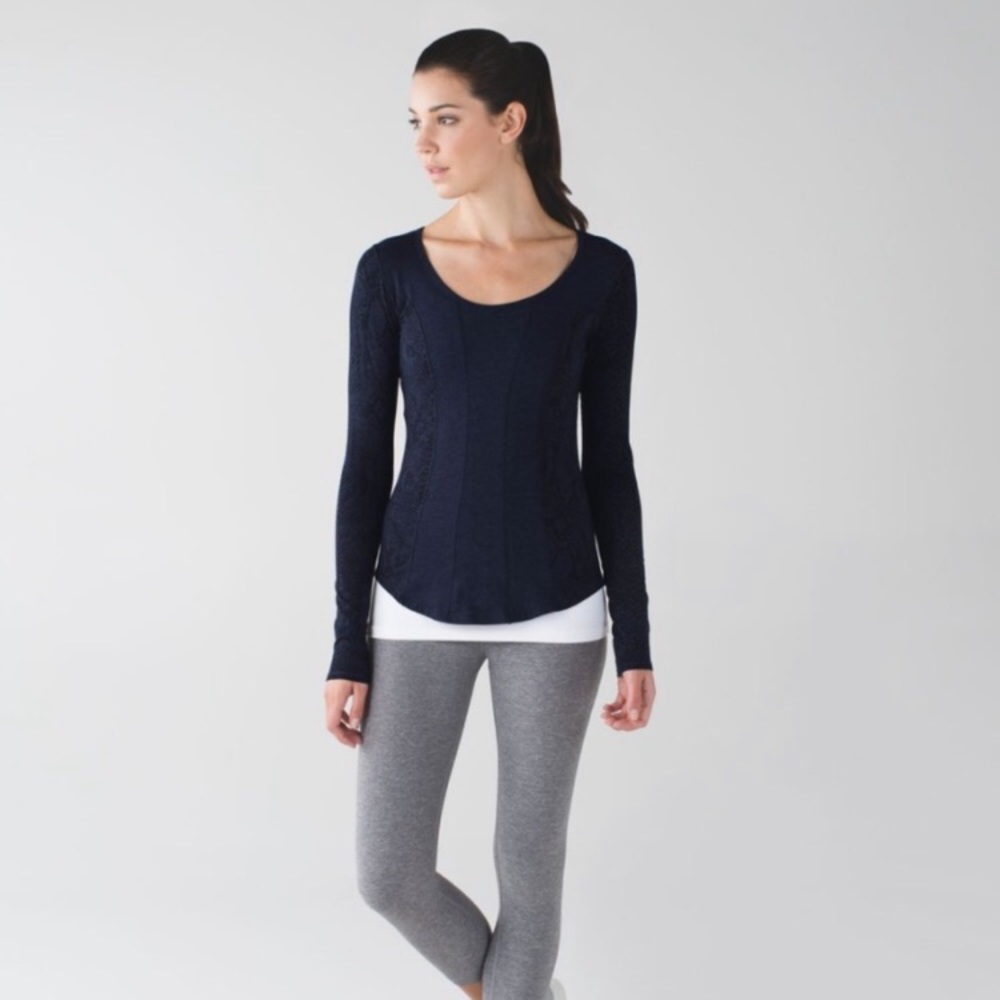Lululemon Between the Lines Snakeskin Print Long Sleeve Athletic Top size 6